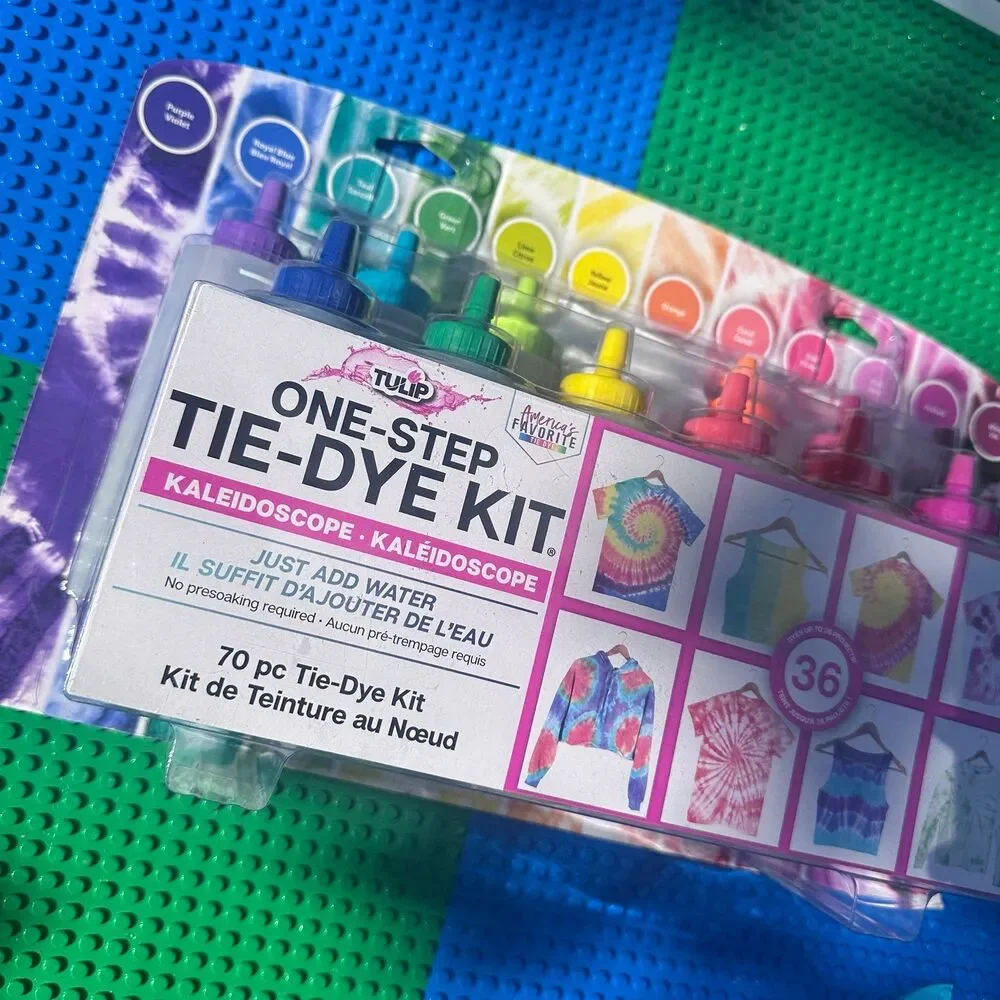 Tulip One-Step Tie-Dye Kit Kaleidoscope 70 Pc 12 Colors Up to 36 Projects